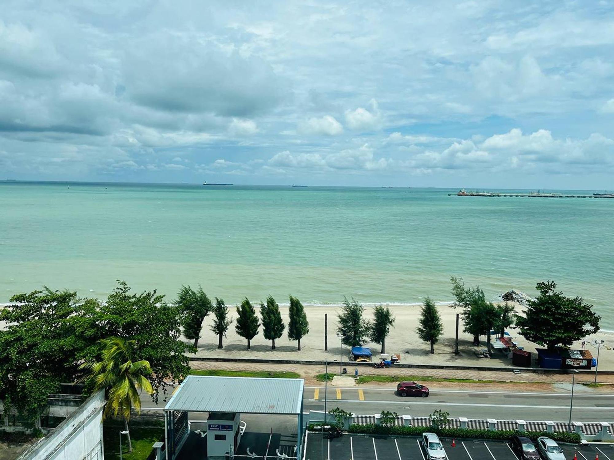 Mutiara Melaka Beach Resort By Glex Tangga Batu Luaran gambar